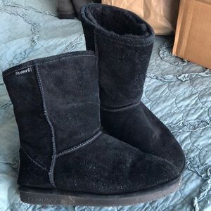 Black bear paw boots